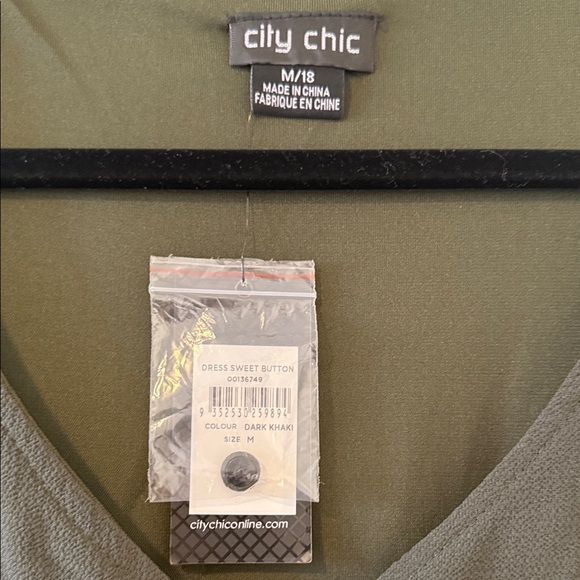 NWT City Chic Olive Green Midi Dress - Picture 2 of 6